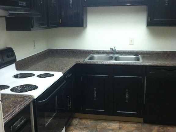 2nd image of 3000 Lakewood Dr APT 4101