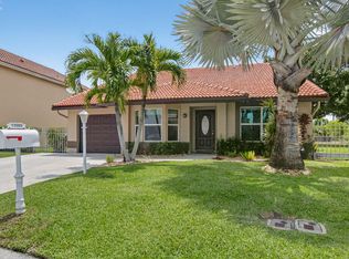 11080 Lakeaire Cir, Boca Raton, FL 33498