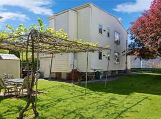 124-13 22nd Ave, College Point, NY 11356