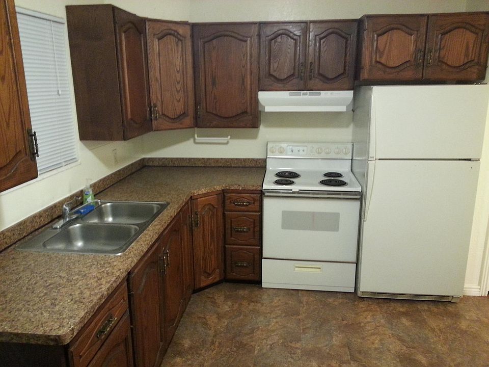 1st image of 1054 N Victoria Way APT 1