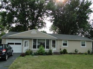 217 Garden Ln, Vestal, NY 13850