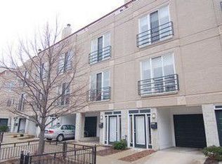 1157 W Newport Ave UNIT D, Chicago, IL 60657