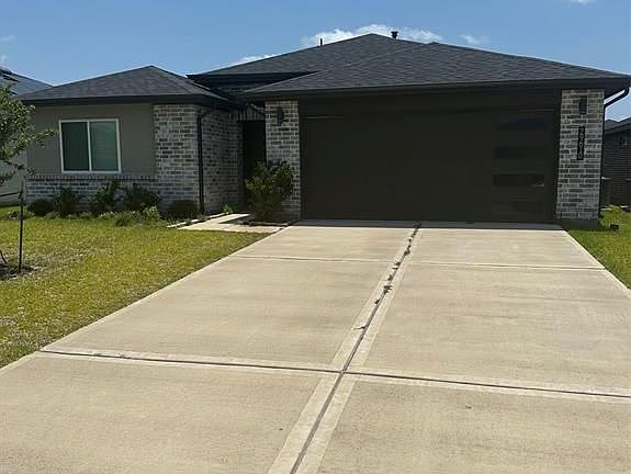 3rd image of 29610 Ella Larchmont Ct