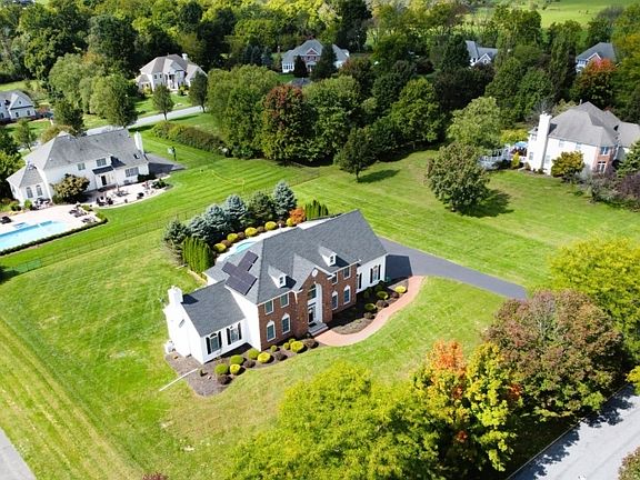 3rd image of 3 Stone Mill Dr