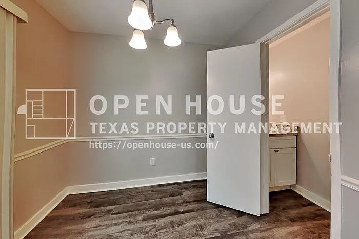 21746 Deep Pines Dr — Photo 6