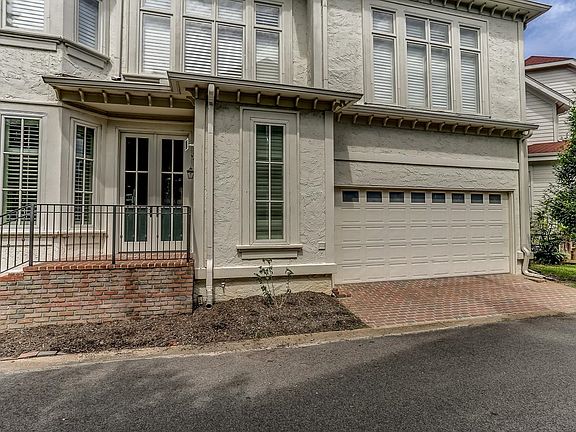 5th image of 808 River Park Dr