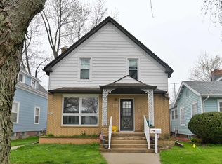 904 Blaine Ave #2, Racine, WI 53405