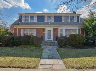 6956 Kessel St, Forest Hills, NY 11375