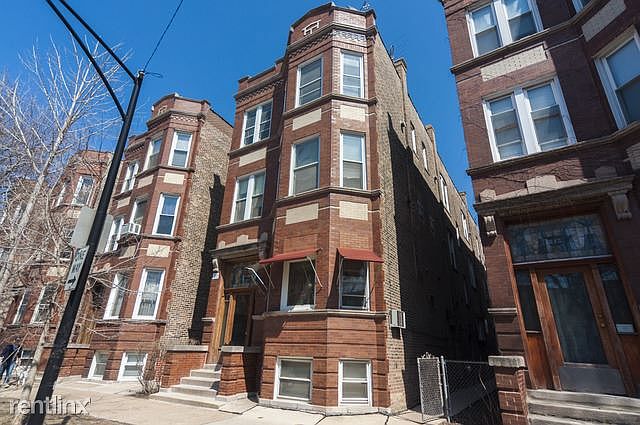 845 Leavitt Exterior