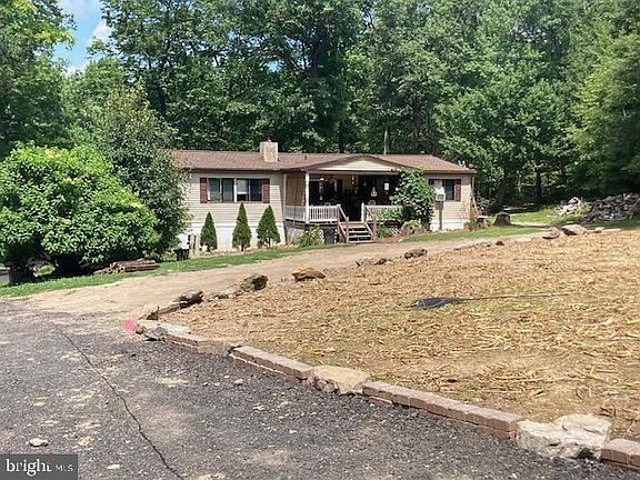 3rd image of 341 Hill Rd