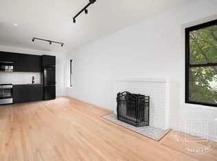 162 8th St #4, Brooklyn, NY 11215