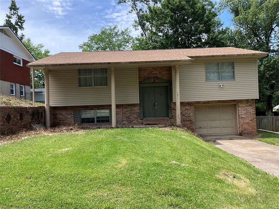 1st image of 1611 Price Dr
