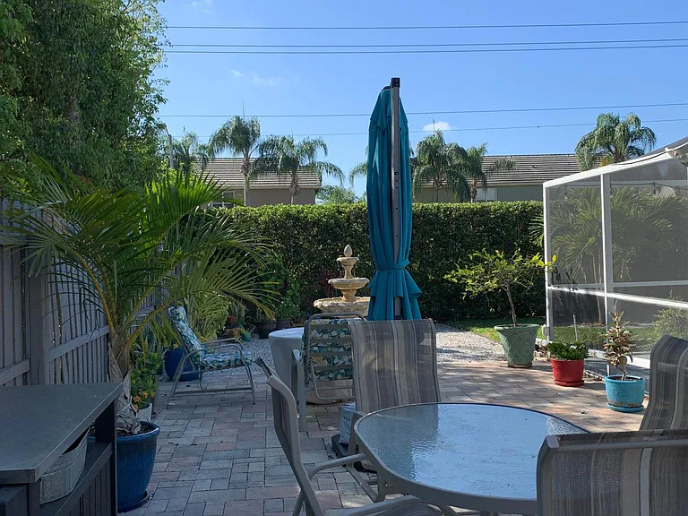 15109 Southfork Dr — Photo 26