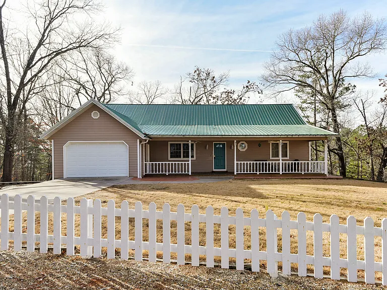 5558 State Highway 265 — Photo 1