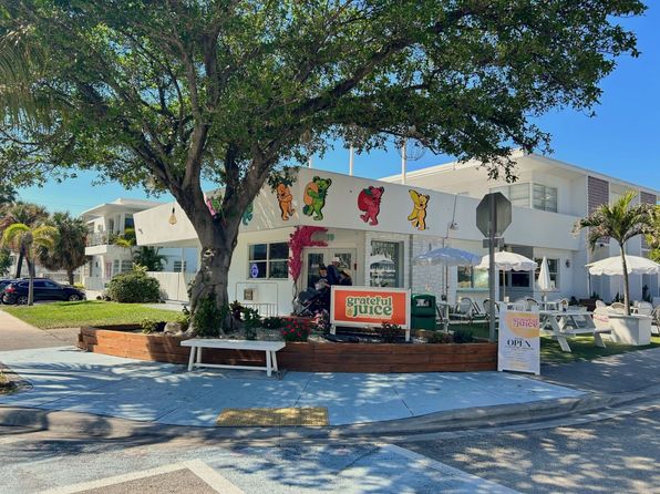 619 Breakers Ave #203