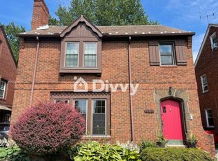 3719 Rolliston Rd, Shaker Heights, OH 44120