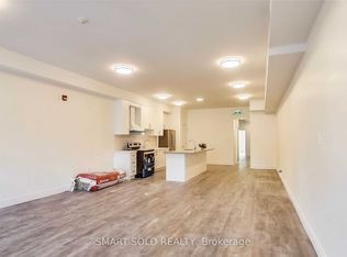 2208 Bloor St W #2, Toronto, ON M6S 1N4