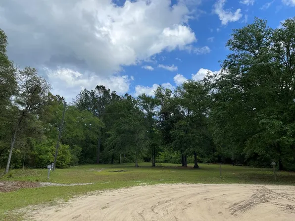 15 Arrow Ln, Blackshear, GA 31516