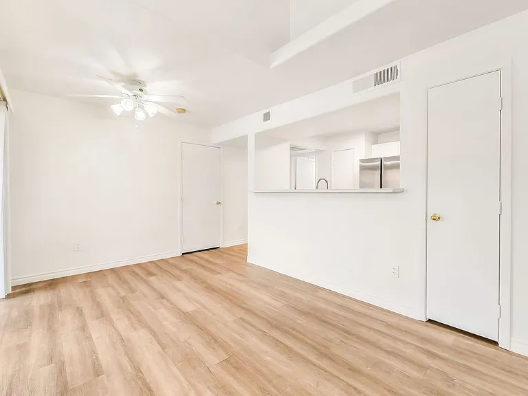 2300 E Silverado Ranch Blvd #2116 — Photo 10