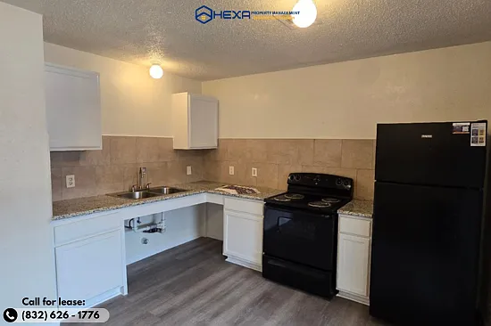 6545-6611 Brittmoore Rd — Photo 9