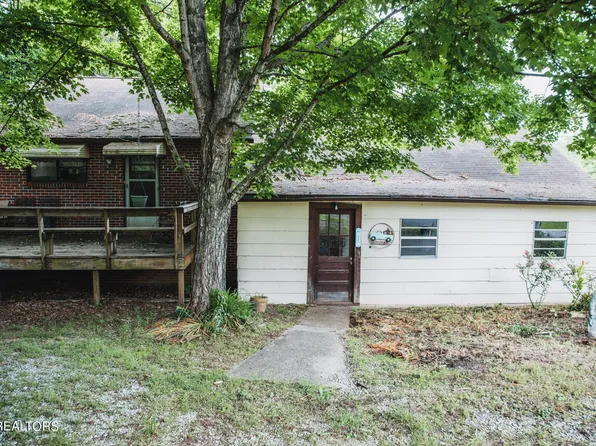 2713 Peterson Ln, Knoxville, TN 37920