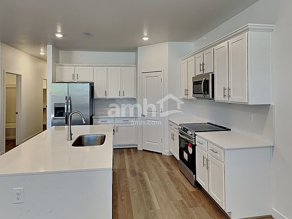 3rd image of 6533 E Paseo Alga