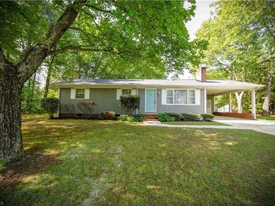 1572 Pine Land Dr, Kernersville, NC, 27284