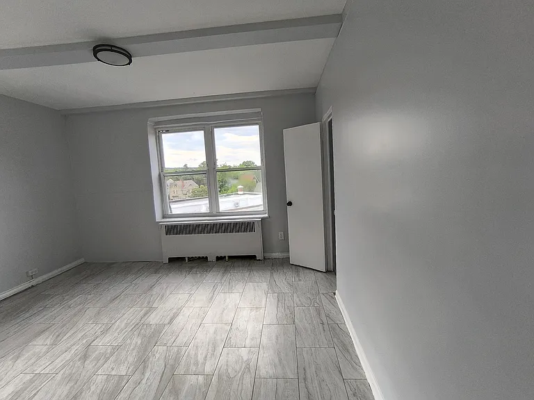 909 Park Ave #421E — Photo 12
