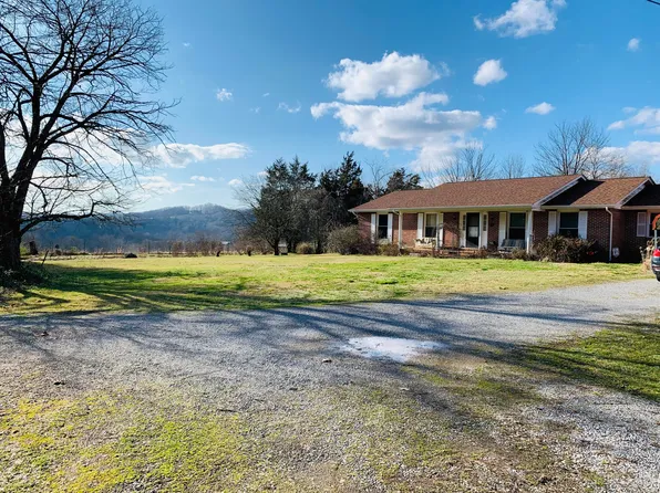 6226 Old Woodway Rd, Pennington Gap, VA 24277