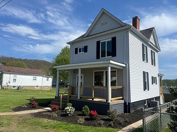 3rd image of 2503 2nd Street