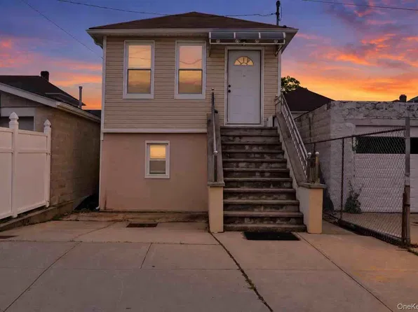 6940 Gouverneur Avenue, Arverne, NY 11692