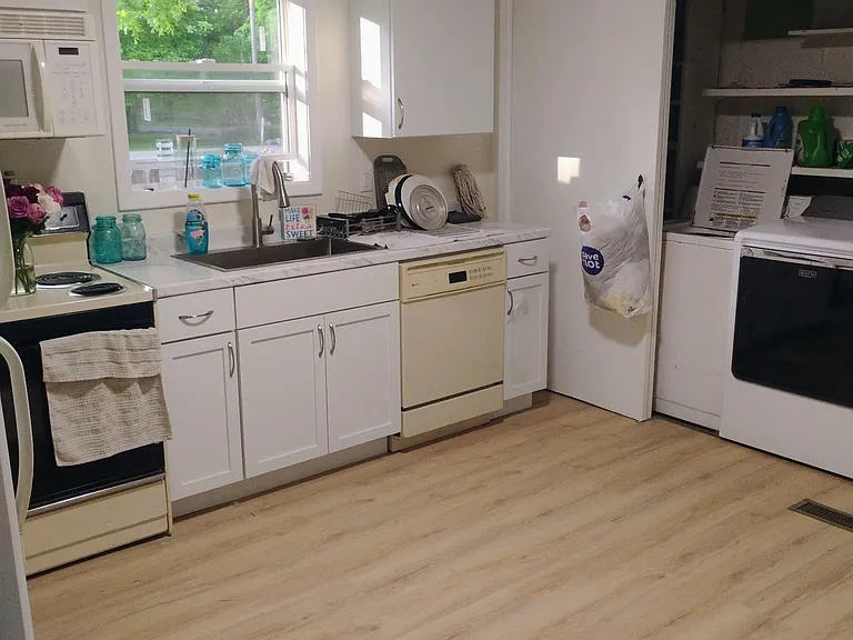 5130 Eichelberger Ave — Photo 5