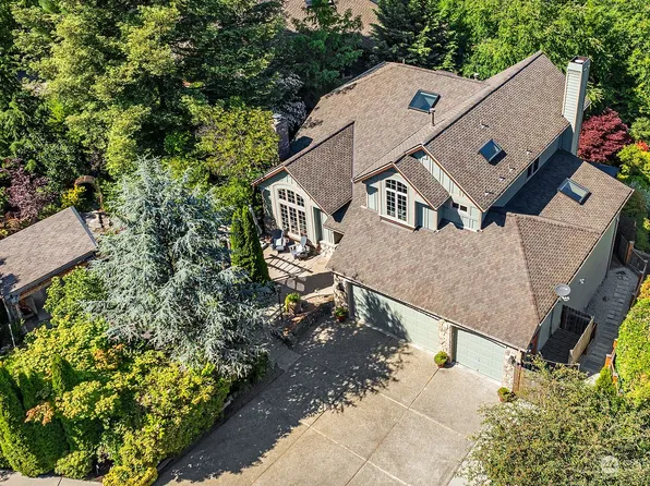 17704 NE 107th Ct, Redmond, WA 98052