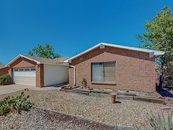 5th image of 10209 Park Ln NW