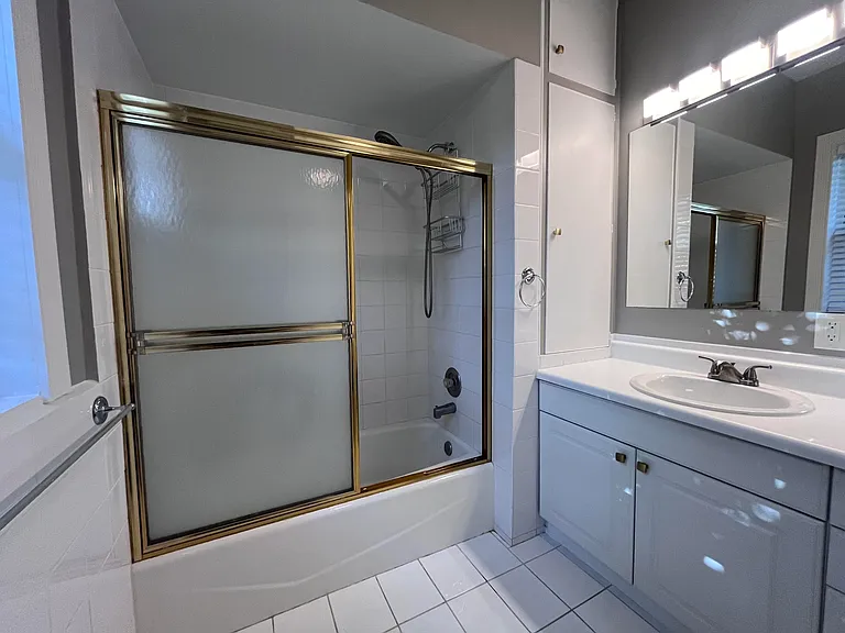 1061 Bimini Ln — Photo 33