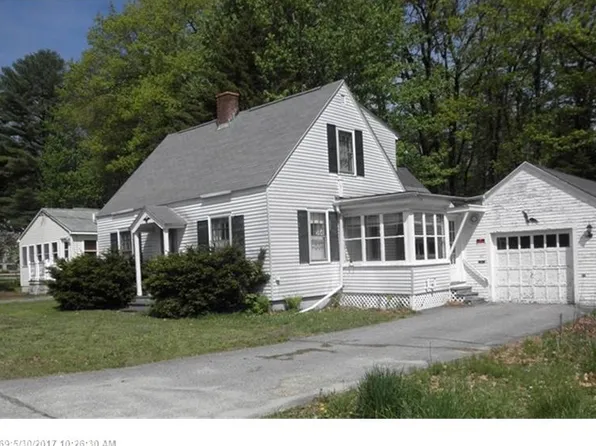 111 Field Ave, Auburn, ME 04210