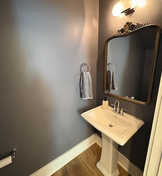 2813 Shamrock Dr — Photo 9