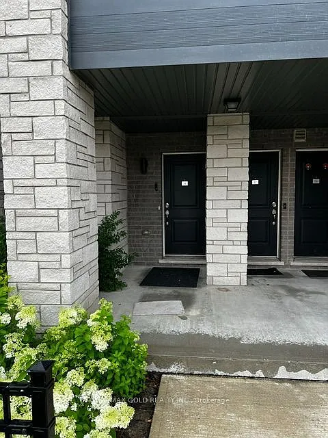 2 bed, $2,500 — Photo 2