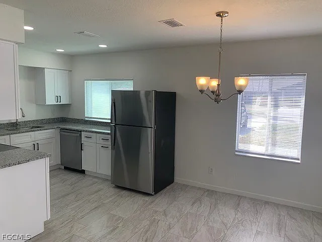 11460 Summerwinds Ct — Photo 4