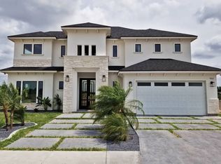 902 W Iroquois Ave, Pharr, TX 78577