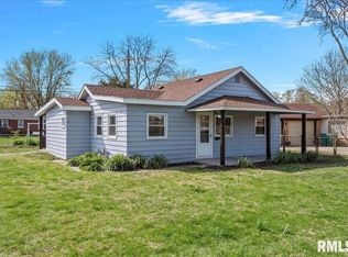 3127 S 2nd St, Southern View, IL 62703