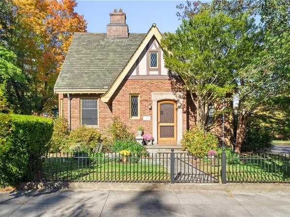 166 Lancaster St, Providence, RI 02906