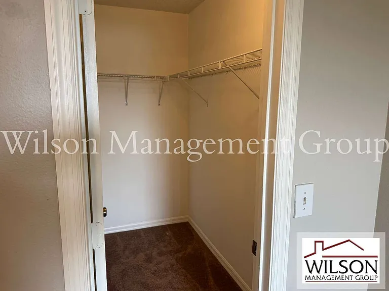 4944 Waterside Pointe Cir — Photo 34