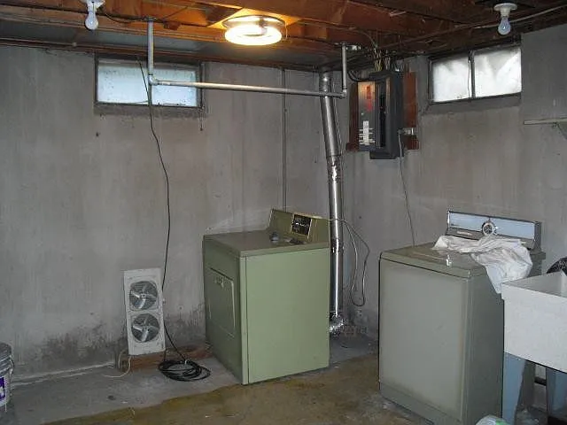808 Pauline Blvd — Photo 13