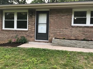 405 Alcoa Dr, Kingsport, TN 37660