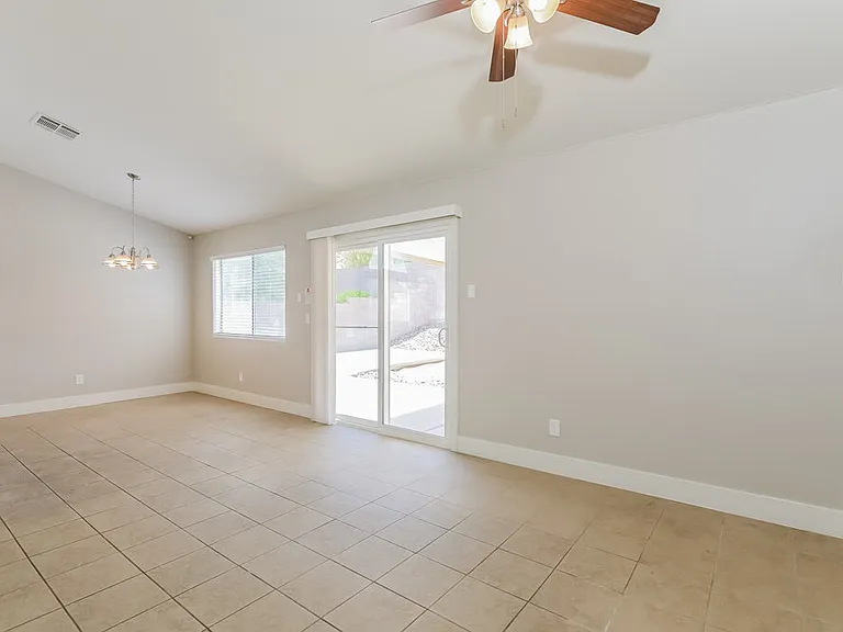 827 Golden Plata Ct — Photo 5