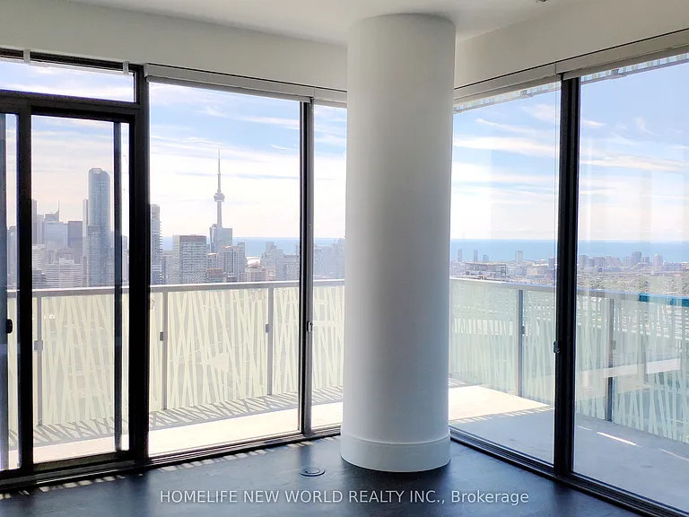 50 Charles St E #5103 — Photo 2