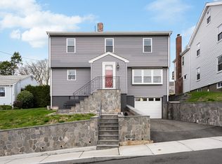 32 Aberdeen Rd, Quincy, MA 02171