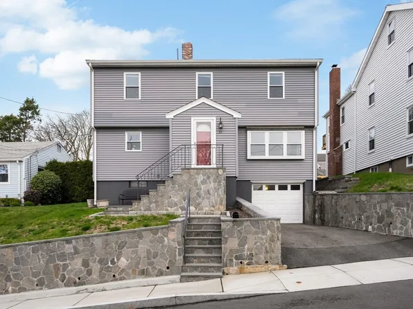 32 Aberdeen Rd, Quincy, MA 02171