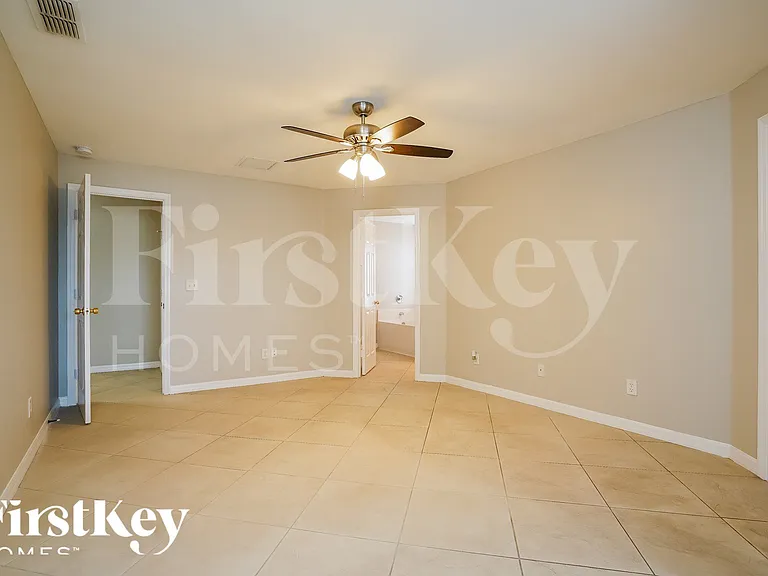 8140 Liriope Loop — Photo 8